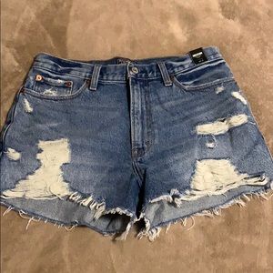 Brand new with tags! High rise A&F shorts.